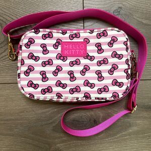 Hello Kitty Pink Bow Crossbody Cosmetic Vinyl Travel‎ Bag
